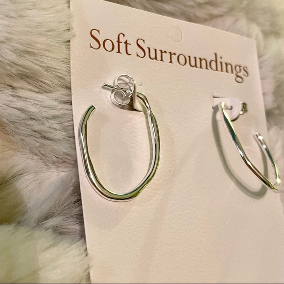 🌺NWT Soft Surroundings Organic Silver Hoops (DISCONTINUED)🌺 - Picture 3 of 5